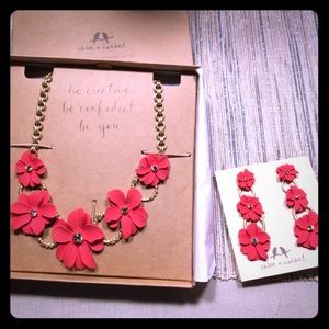 Gorgeous New Necklace and Earring Set